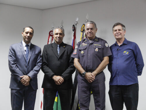 Encontro de Líderes PMs de Cristo com o Comandante Geral da PMES